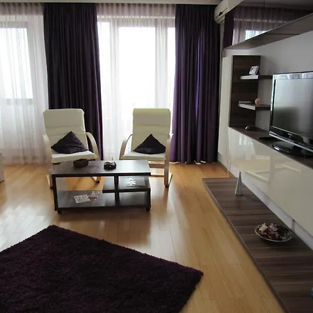 Purple Studio Apartmán Mamaia